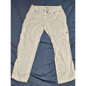St. John’s Bay White Cargo Capri Pants Women’s Size 12P Casual Utility Capri